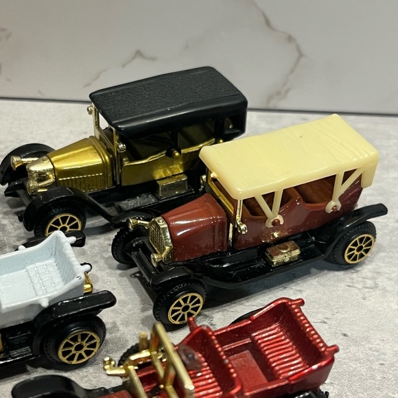 Set of 5 Vintage Classic Diecast Toy Cars Hong Kong and Macau - Picture 12 of 16